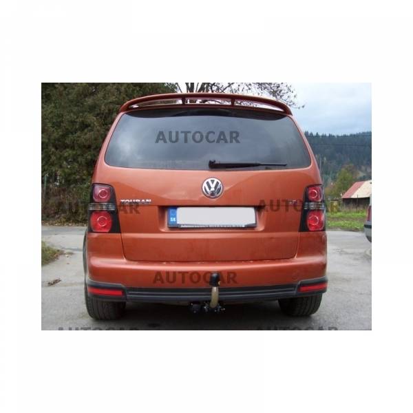 Autohak Volkswagen Touran 2003-2015 (1800kg/75kg) vonóhorog 3