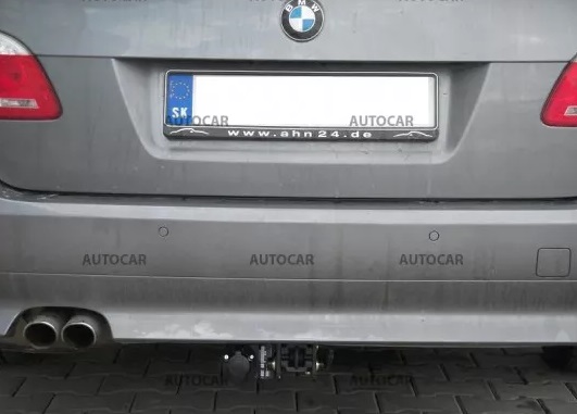 Autohak BMW 5 E60 E61 Limuzin / Kombi 2003 - 2010  (2000kg/90kg) vonóhorog 2